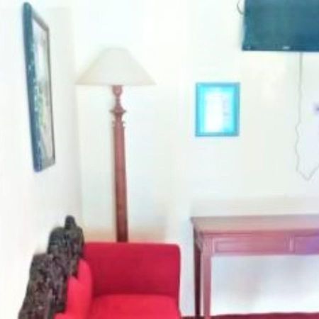 Wisma & Kantin Amanda Mojokerto Extérieur photo